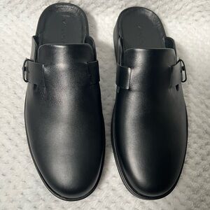 Vince Sleek Essex Black Leather Clogs. Round Toe with side buckle. Men size 8